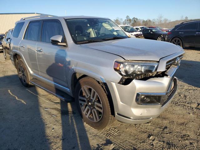 Photo 4 from auction – 2020 TOYOTA 4RUNNER SR with VIN JTEZU5JR7L5216727