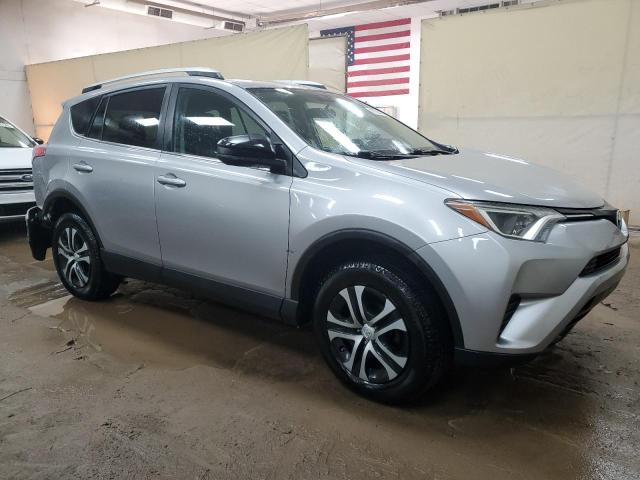 Photo 4 from auction – 2016 TOYOTA RAV4 LE with VIN 2T3BFREV4GW408961