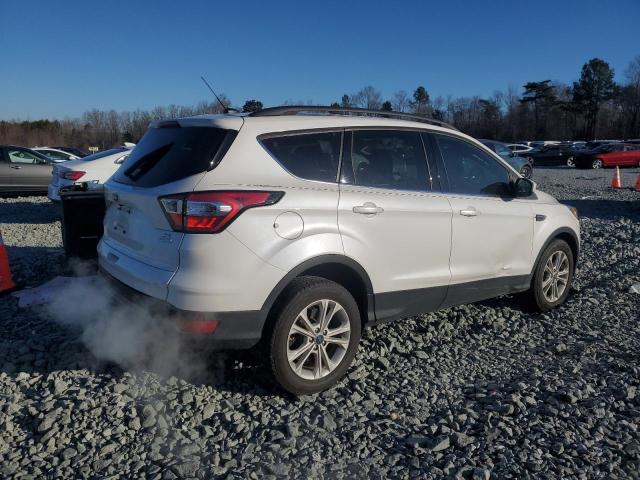 Photo 3 from auction – 2018 FORD ESCAPE SE with VIN 1FMCU0GD8JUD54591
