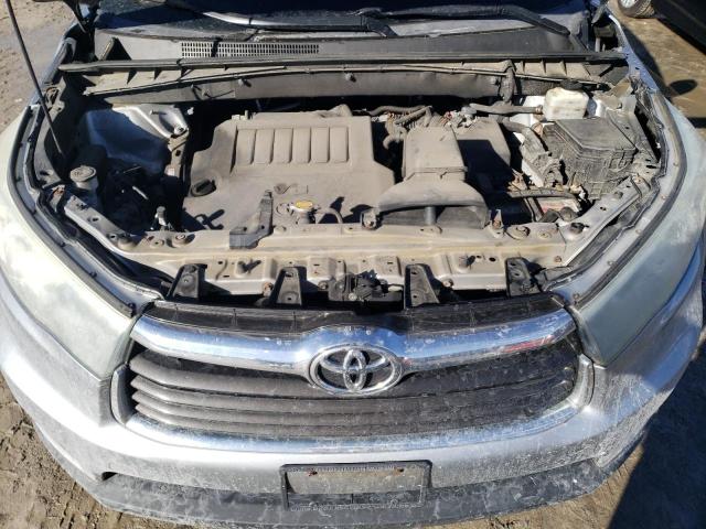 Photo 12 from auction – 2015 TOYOTA HIGHLANDER with VIN 5TDJKRFH3FS142803