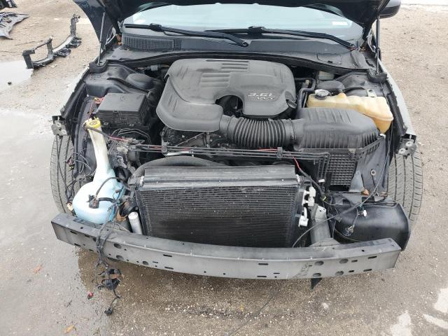 Photo 11 from auction – 2015 CHRYSLER 300 LIMITE with VIN 2C3CCAAG0FH772612