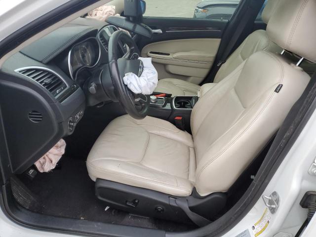 Photo 7 from auction – 2016 CHRYSLER 300 LIMITE with VIN 2C3CCAAG9GH269467
