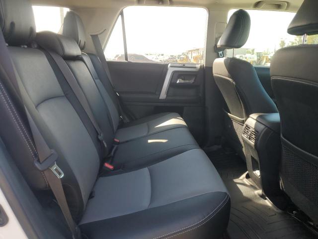 Photo 11 from auction – 2021 TOYOTA 4RUNNER SR with VIN JTEFU5JR5M5232543