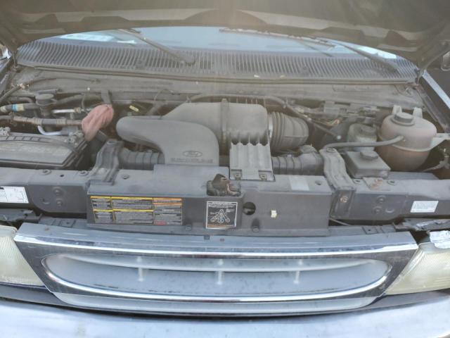Photo 12 from auction – 2001 FORD ECONOLINE with VIN 1FBSS31L41HA97689