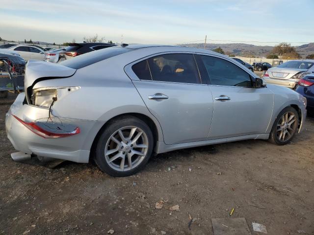 Photo 3 from auction – 2011 NISSAN MAXIMA with VIN 1N4AA5AP6BC812503
