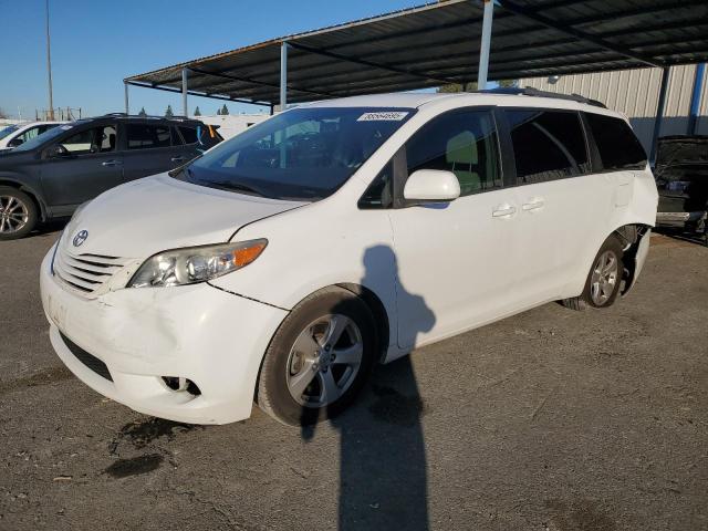 TOYOTA SIENNA LE 2016 with VIN 5TDKK3DC3GS758799 - Photo from auction