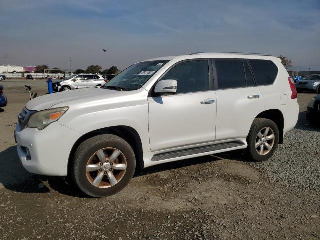 LEXUS GX 460 2011 with VIN JTJBM7FX3B5021227 - Photo from auction