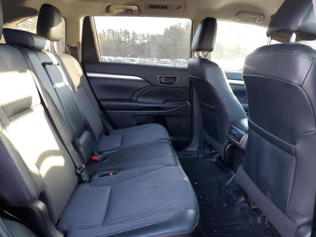 Photo 11 from auction – 2019 TOYOTA HIGHLANDER with VIN 5TDBZRFH0KS716249