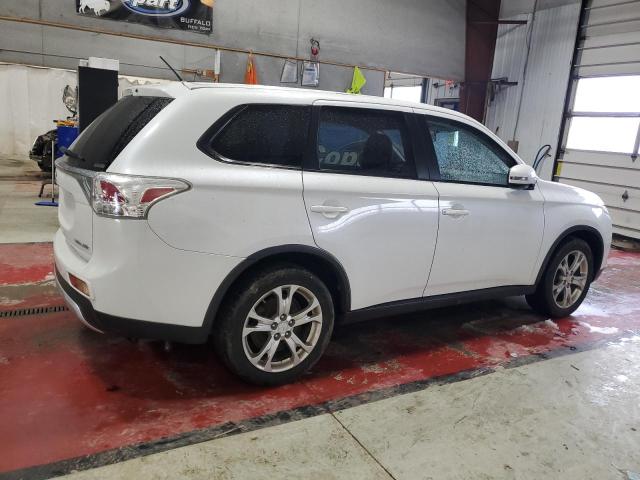 Photo 3 from auction – 2015 MITSUBISHI OUTLANDER with VIN JA4AZ3A34FZ008105