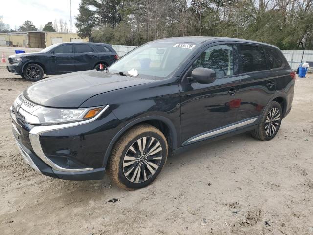 MITSUBISHI OUTLANDER 2019 with VIN JA4AD2A3XKZ005261 - Photo from auction