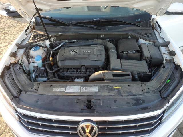 Photo 11 from auction – 2016 VOLKSWAGEN PASSAT SE with VIN 1VWBT7A30GC044328