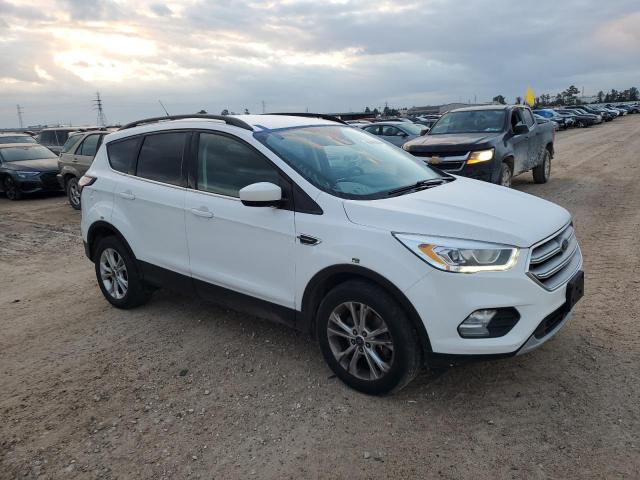 Photo 4 from auction – 2018 FORD ESCAPE with VIN 1FMCU9HD0JUD23600