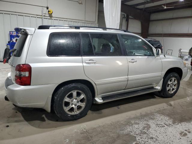 Photo 3 from auction – 2005 TOYOTA HIGHLANDER with VIN JTEEP21A050105659
