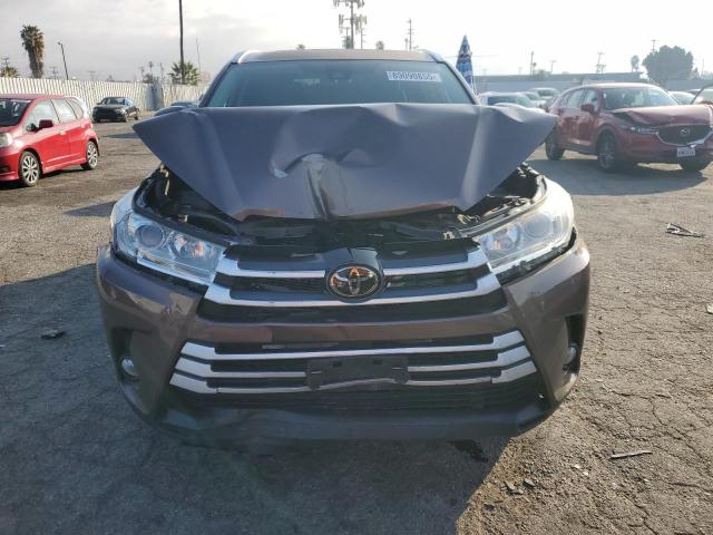 Photo 5 from auction – 2018 TOYOTA HIGHLANDER with VIN 5TDJZRFHXJS851541