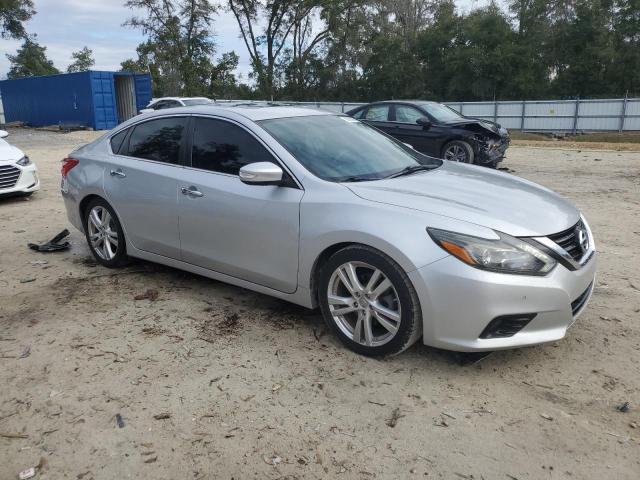Photo 4 from auction – 2017 NISSAN ALTIMA 3.5 with VIN 1N4BL3AP9HC135006