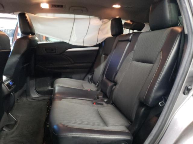 Photo 10 from auction – 2018 TOYOTA HIGHLANDER with VIN 5TDBZRFH7JS901705