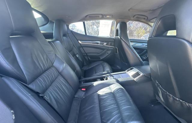 Photo 6 from auction – 2010 PORSCHE PANAMERA S with VIN WP0AB2A7XAL060289