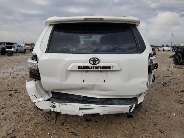 Photo 6 from auction – 2020 TOYOTA 4RUNNER SR with VIN JTEBU5JR5L5807267