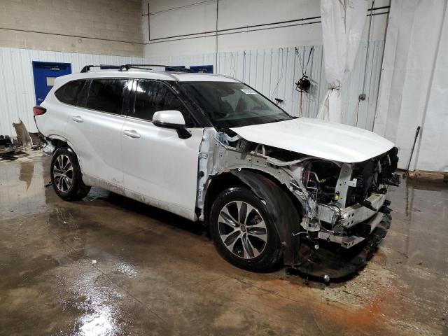 Photo 4 from auction – 2023 TOYOTA HIGHLANDER with VIN 5TDKDRBH9PS019626