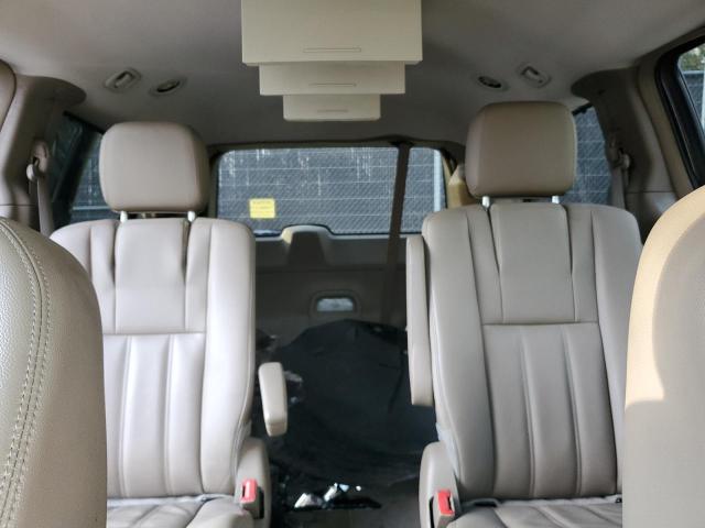 Photo 10 from auction – 2015 CHRYSLER TOWN & COU with VIN 2C4RC1BG0FR630033
