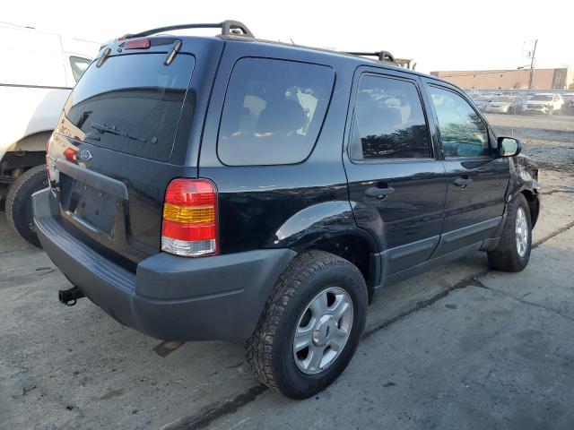 Photo 3 from auction – 2004 FORD ESCAPE XLT with VIN 1FMCU93154KA90018