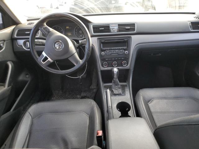 Photo 8 from auction – 2014 VOLKSWAGEN PASSAT S with VIN 1VWAS7A3XEC068597