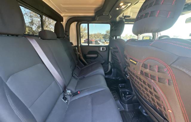 Photo 6 from auction – 2020 JEEP GLADIATOR with VIN 1C6HJTAG9LL161826