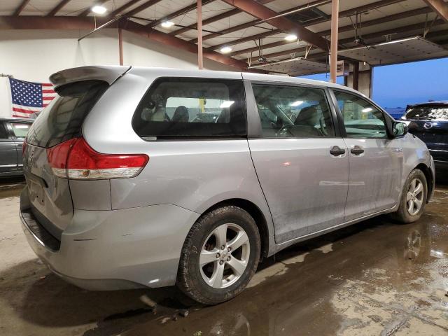 Photo 3 from auction – 2011 TOYOTA SIENNA with VIN 5TDZK3DCXBS049911
