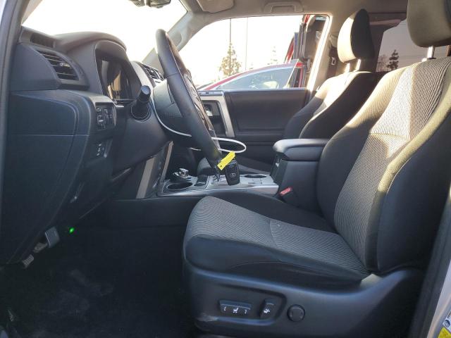 Photo 7 from auction – 2023 TOYOTA 4RUNNER SE with VIN JTEMU5JR4P6155010