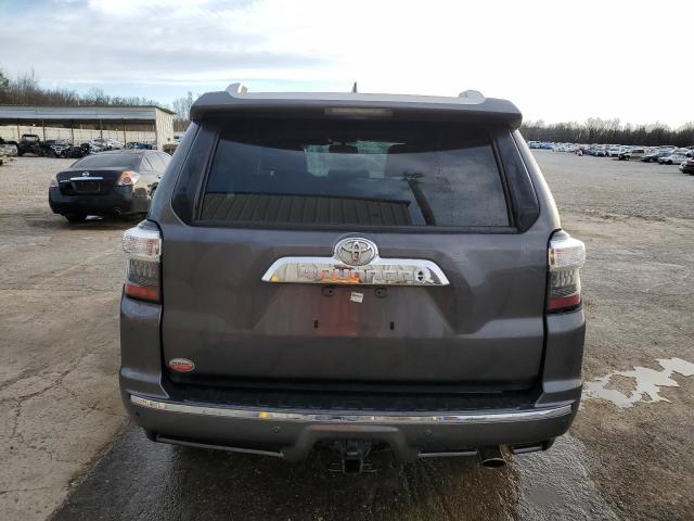 Photo 6 from auction – 2017 TOYOTA 4RUNNER SR with VIN JTEBU5JR1H5459801