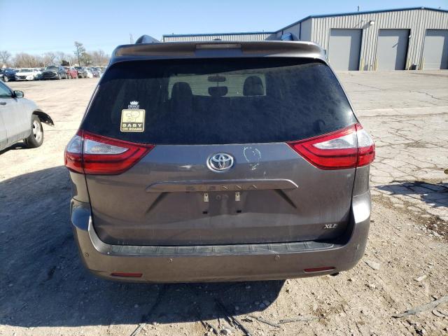 Photo 6 from auction – 2017 TOYOTA SIENNA XLE with VIN 5TDYZ3DC1HS779013