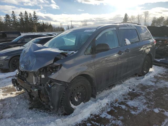 TOYOTA SIENNA 2012 z numerem VIN 5TDZK3DC9CS230449 - Zdjęcie z aukcji