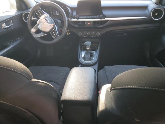Photo 8 from auction – 2021 KIA FORTE FE with VIN 3KPF24AD1ME375454