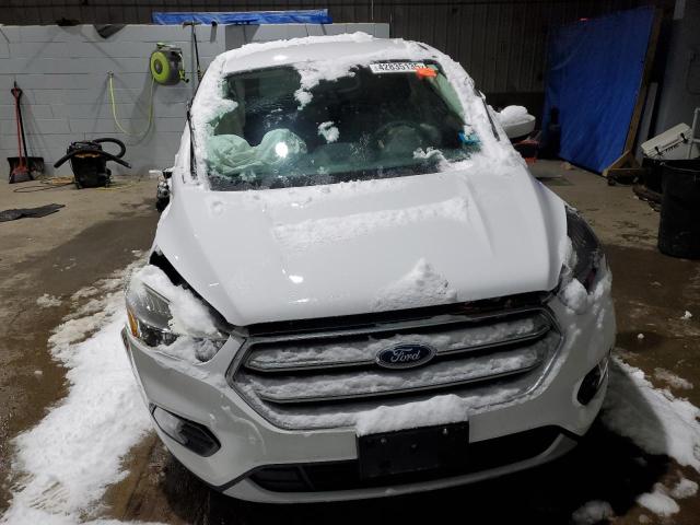 Photo 5 from auction – 2019 FORD ESCAPE SE with VIN 1FMCU9GDXKUB90993