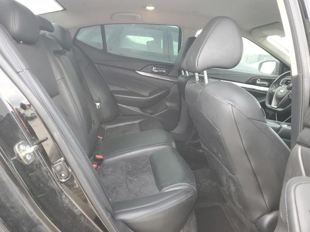 Photo 10 from auction – 2017 NISSAN MAXIMA 3.5 with VIN 1N4AA6AP3HC394366