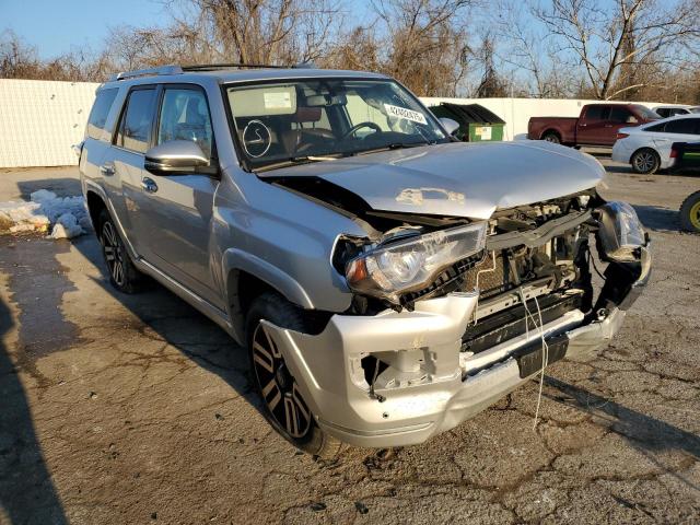 Photo 4 from auction – 2016 TOYOTA 4RUNNER SR with VIN JTEBU5JR0G5292667