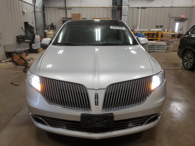 Photo 5 from auction – 2016 LINCOLN MKT with VIN 2LMHJ5AT5GBL01426