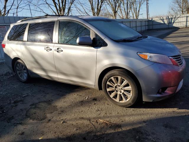 Photo 4 from auction – 2015 TOYOTA SIENNA XLE with VIN 5TDDK3DC7FS117341