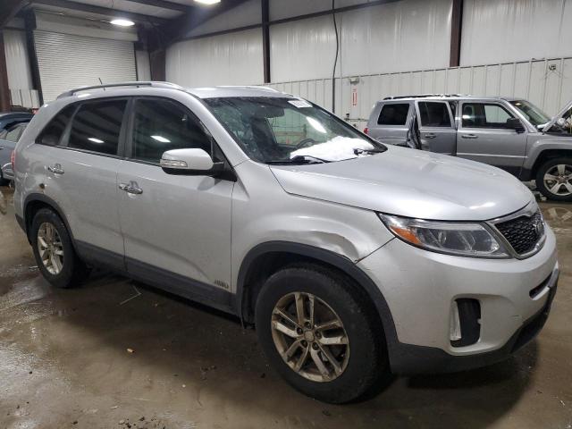 Photo 4 from auction – 2014 KIA SORENTO LX with VIN 5XYKTCA64EG470859