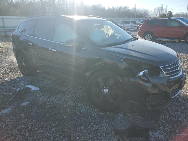 Photo 4 from auction – 2017 CHEVROLET TRAVERSE L with VIN 1GNKVGKD5HJ187204