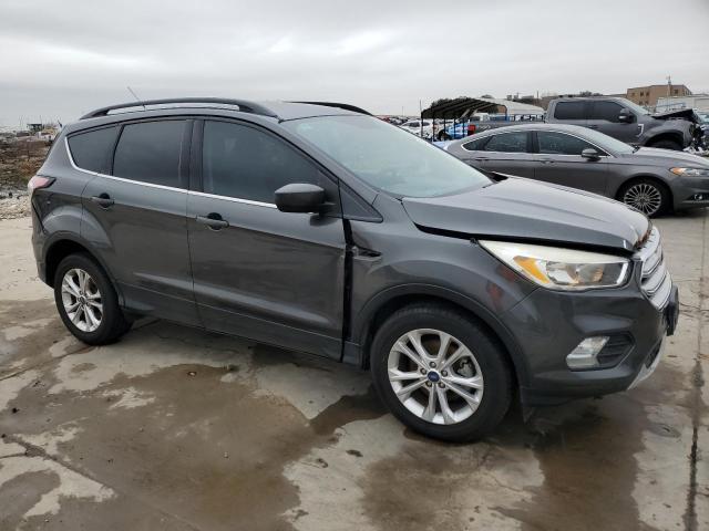Photo 4 from auction – 2018 FORD ESCAPE SE with VIN 1FMCU0GD5JUB47950