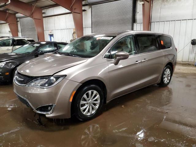 CHRYSLER PACIFICA T 2018 с VIN 2C4RC1FG0JR234168 - Фото с аукциона