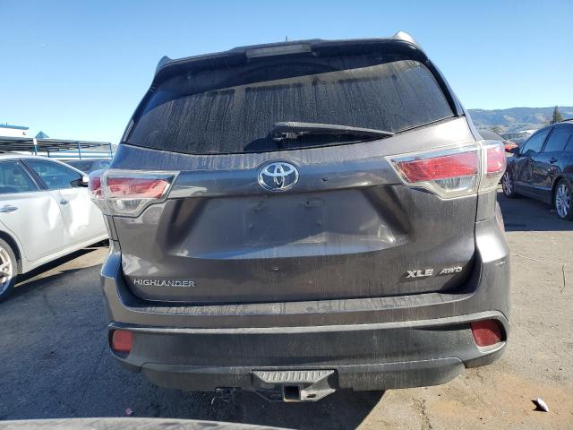 Photo 6 from auction – 2015 TOYOTA HIGHLANDER with VIN 5TDJKRFH9FS209484