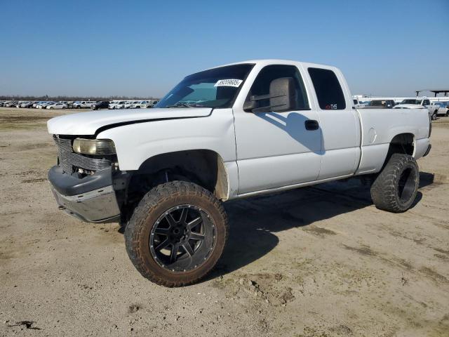CHEVROLET SILVERADO 2000 with VIN 1GCEK19V2YZ326152 - Photo from auction