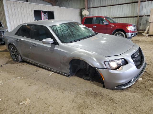 Photo 4 from auction – 2017 CHRYSLER 300 S with VIN 2C3CCABG5HH646344