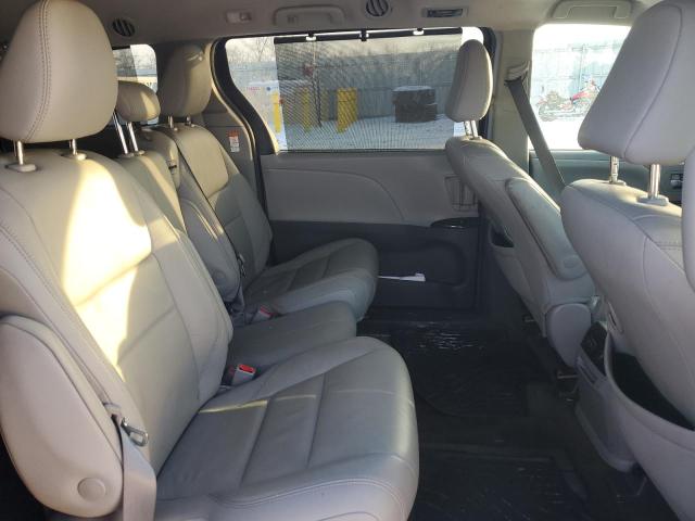 Photo 11 from auction – 2018 TOYOTA SIENNA XLE with VIN 5TDYZ3DC3JS917978