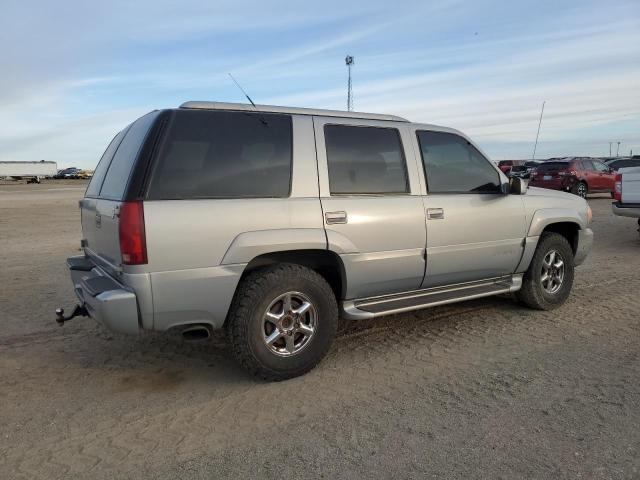 Photo 3 from auction – 2000 GMC DENALI with VIN 1GKEK63R9YR225073