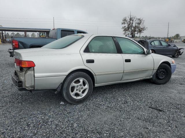 Photo 3 from auction – 2000 TOYOTA CAMRY CE with VIN 4T1BG22K4YU636483