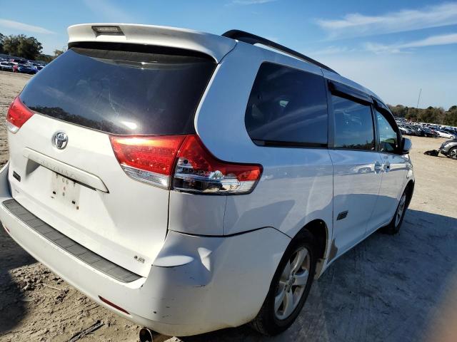 Photo 3 from auction – 2014 TOYOTA SIENNA LE with VIN 5TDKK3DC3ES456247