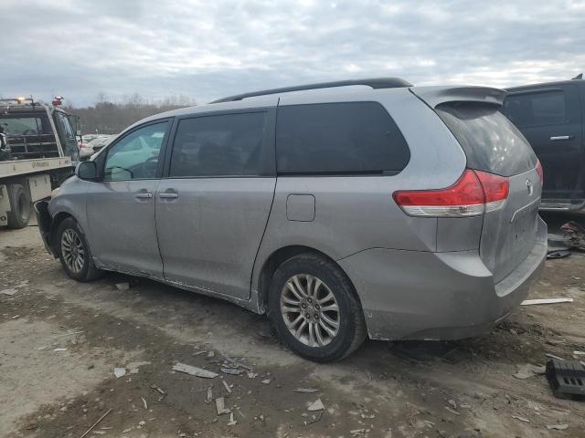 Photo 2 from auction – 2012 TOYOTA SIENNA XLE with VIN 5TDYK3DC8CS191395